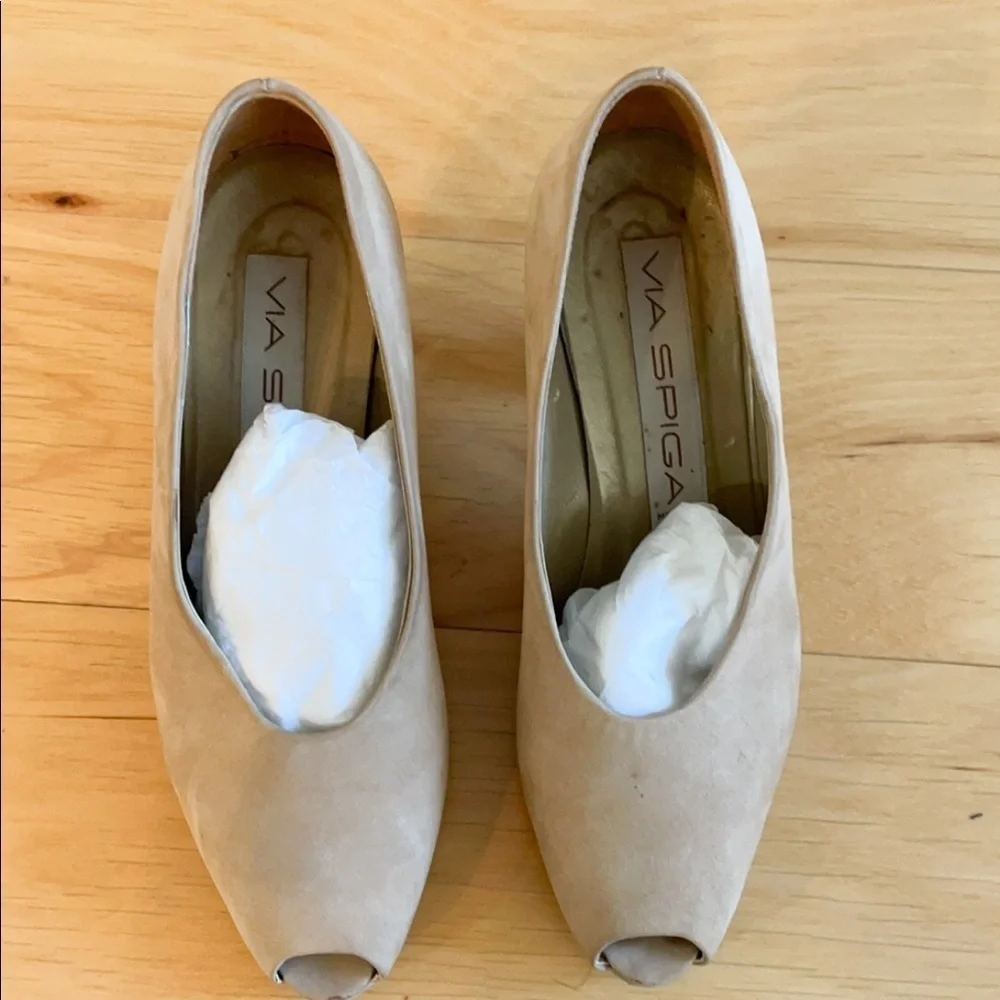 Via Spiga suede peep toe heels